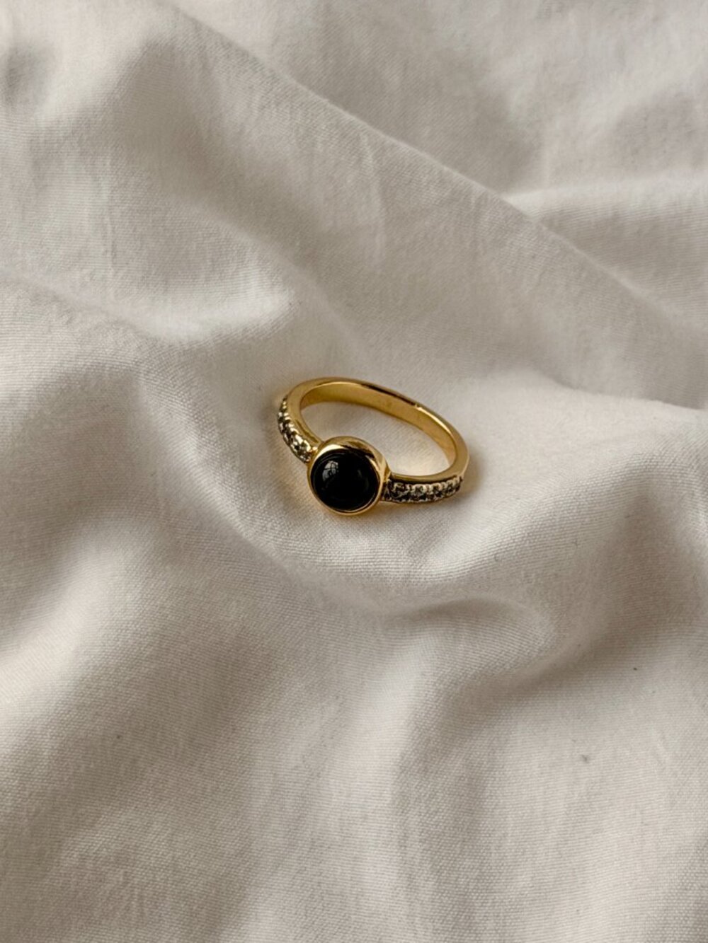 Delicate Solitaire 18k Gold Plated Ring - Black Agate Size 8